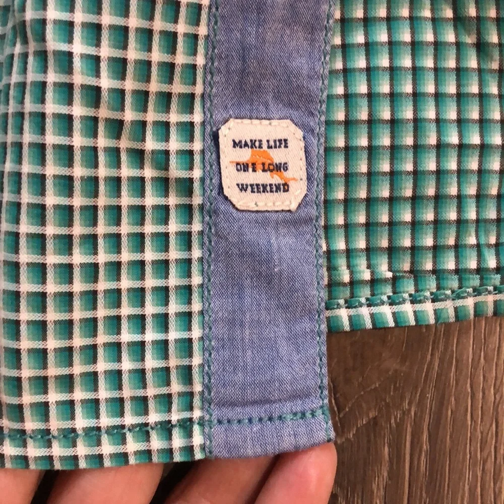 Like new! - TOMMY BAHAMA Jeans 100% Coton Island Modern Fit Button Down - Picture 6 of 8